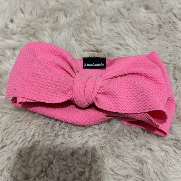 Dog Shirt and Bow - Picture 2 of 5